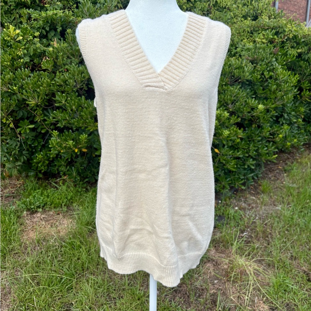 Nasty Gal Cream Sleeveless Oversized Sweater Vest – Size S/M